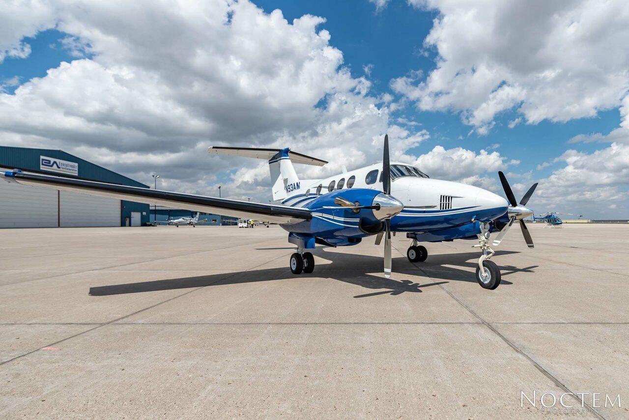 Outside view of King Air E90